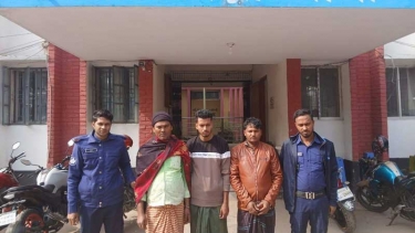 পুলিশ ফাঁড়িতে হামলা করে আসামি ছিনতাই : গ্রেপ্তার ৩