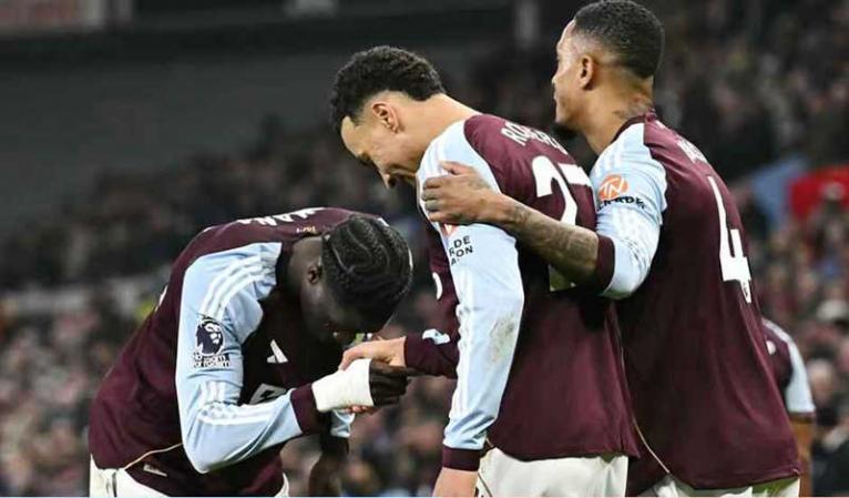 ম্যানইউকে হারিয়ে ভিলার টানা সাত জয়, ইতিহাসের ছোঁয়া