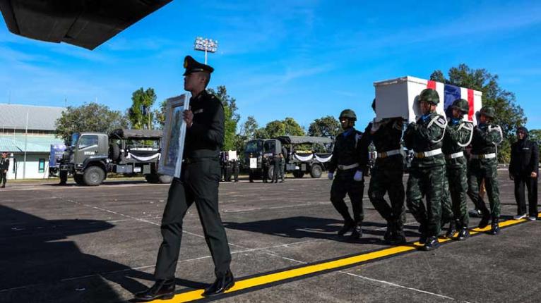 সীমান্তবর্তী প্রদেশে কারফিউ জারি করল থাইল্যান্ড