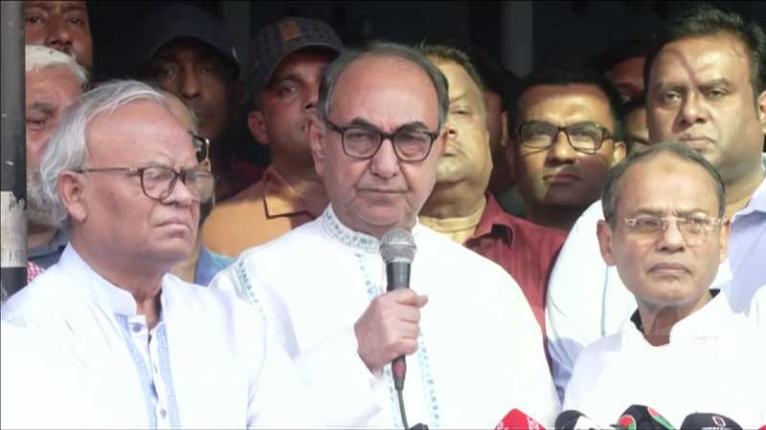 হাসপাতালে মব সৃষ্টিকারীরা চেয়েছিল হাদি মারা যাক : মির্জা আব্বাস