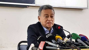 খালেদা জিয়ার অসুস্থতার সঙ্গে নির্বাচনের কোনো সম্পর্ক নেই : আমীর খসরু