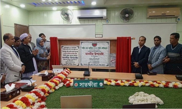 শহীদ আসিফ হাসান স্টেডিয়ামের নির্মাণ কাজ উদ্বোধন করলেন ক্রীড়া উপদেষ্টা