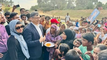 ভোটকে বিলম্বিত করতে কয়েকটি দল ষড়যন্ত্র করছে : সালাহউদ্দিন আহমদ