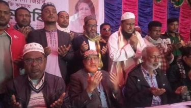 খালেদা জিয়ার রোগমুক্তি কামনায় সরিষাবাড়ীতে যুবদলের দোয়া