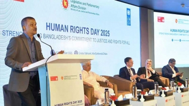 সংস্কারের অগ্রগতি রক্ষা করে এগিয়ে যেতে হবে : ড. আসিফ নজরুল