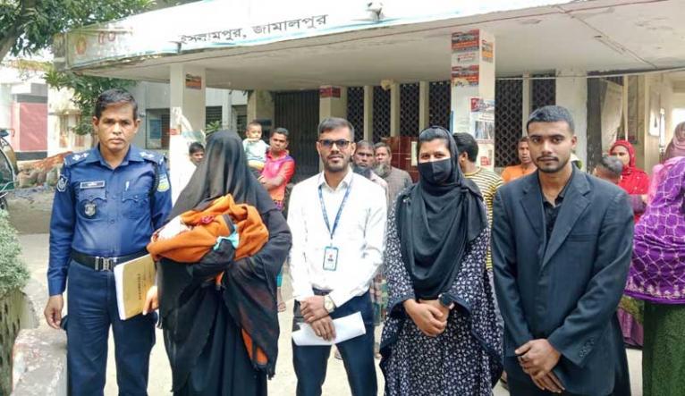 ইসলামপুরে কুড়িয়ে পাওয়া শিশুকে দত্তক নিতে ৪৫টি আবেদন