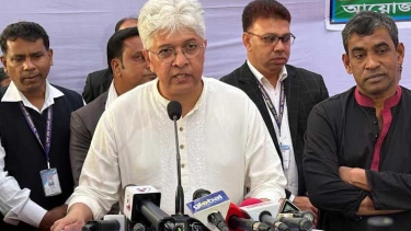 দেশে উৎপাদিত চিনি গুদামে মজুত থাকলে বাইরে থেকে চিনি আমদানি করা হবে না - শিল্প উপদেষ্টা