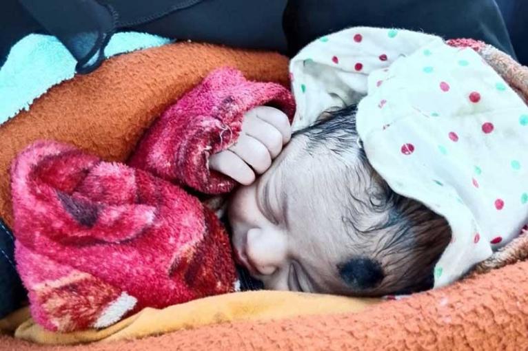 ইসলামপুরে ধানের ক্ষেতে ফেলে রাখা নবজাতক উদ্ধার, এলাকায় ব্যাপক চাঞ্চল্য