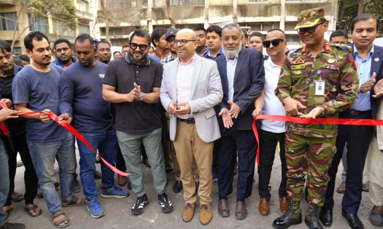 যান চলাচলের জন্য খুলে দেওয়া হলো মিরপুর ৬০ ফিট সংযোগ সড়ক