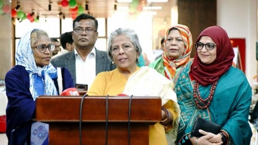 জয়িতার পোশাক ও কারুশিল্প এক সময় বিশ্বে পৌঁছাবে : শারমীন এস মুরশিদ