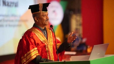 বিশ্ব প্রতিযোগিতায় কেবল ডিগ্রি নয়, প্রয়োজন সক্ষমতা: আসিফ নজরুল