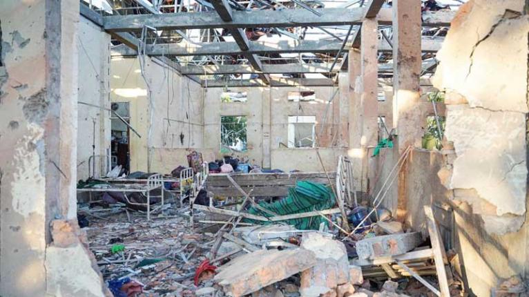 মিয়ানমারের রাখাইনে হাসপাতালে জান্তার বিমান হামলা নিহত ৩১