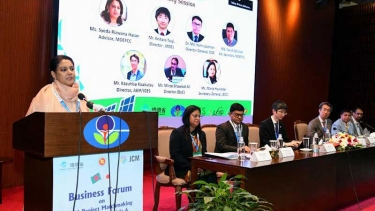 জাপান-বাংলাদেশ সহযোগিতায় কার্বন মার্কেট প্রস্তুতি ত্বরান্বিত হবে বেসরকারি খাতকে নেতৃত্ব দেওয়ার আহ্বান পরিবেশ উপদেষ্টার