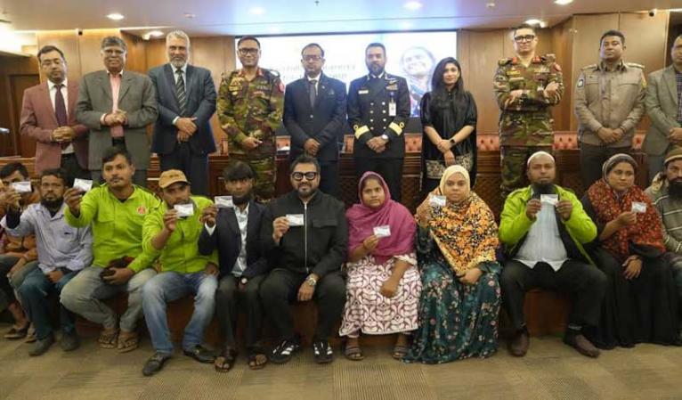 ২৪৬৭ জন পরিচ্ছন্নতা কর্মীকে স্বাস্থ্যবীমার আওতায় আনলো ডিএনসিসি