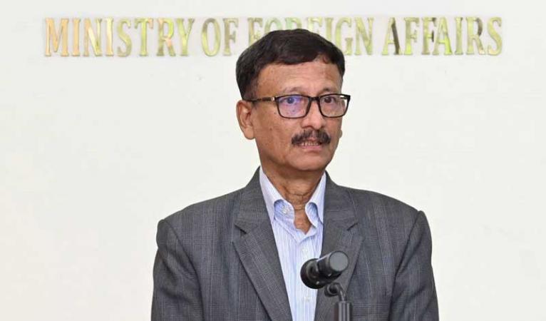 খালেদা জিয়াকে চিকিৎসার জন্য বিদেশ পাঠাতে চাইলে ব্যবস্থা নেবে সরকার