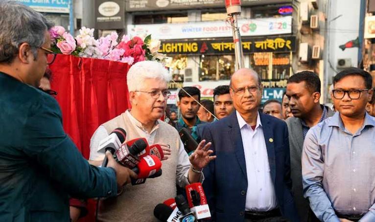 বাংলাদেশের মানুষ সীমান্তে হত্যা বন্ধ চায় - উপদেষ্টা আদিলুর