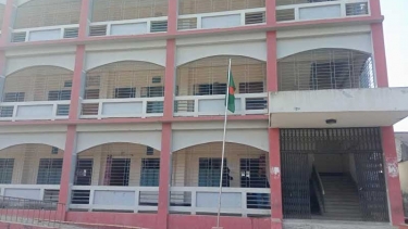 এসএসসি ফরম পূরণে ‘অর্থ বাণিজ্য’ ফেল করা শিক্ষার্থীদেরও সুযোগ দেওয়ার অভিযোগ