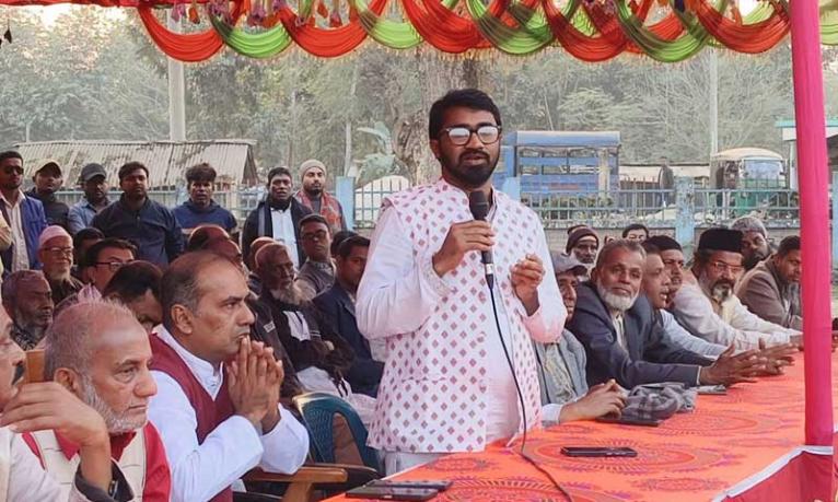 আমি কোনো সাংবাদিককে থ্রেট দিচ্ছি না, থ্রেট করতে চাই না : রাশেদ খান