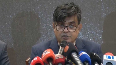 সরকার কোনো দলকে এক্সট্রা সুবিধা দিচ্ছে না: প্রেস সচিব