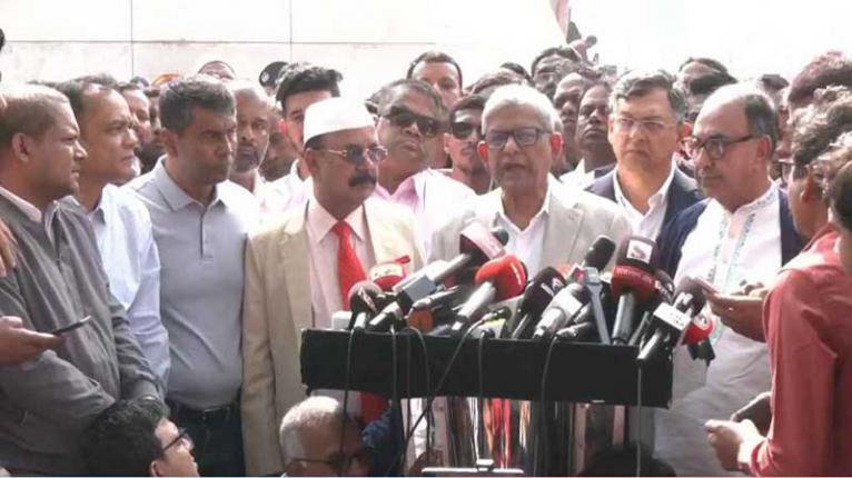 মোটামুটিভাবে যোগ্যতার সঙ্গেই কাজ করছে ইসি : মির্জা ফখরুল