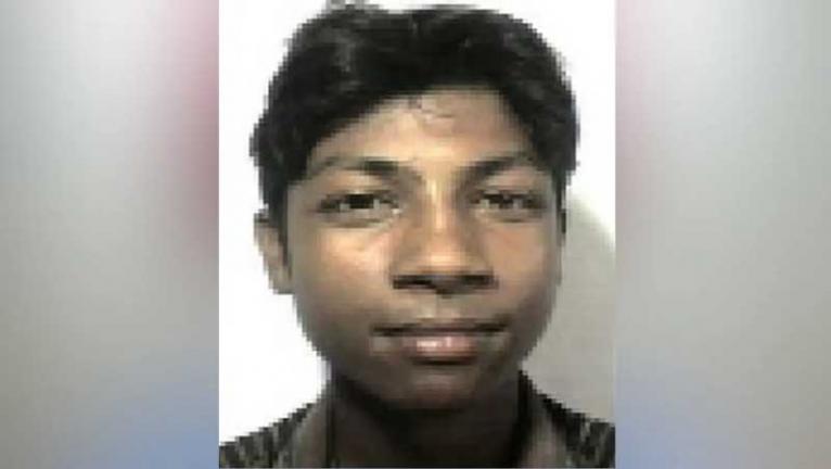 যুবককে বাসায় ডেকে নিয়ে ৬ টুকরো করলেন নারী