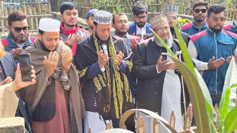 ১৭ বছর পর নির্বাচনের পরিবেশ ফিরে এসেছে : আমির হামজা