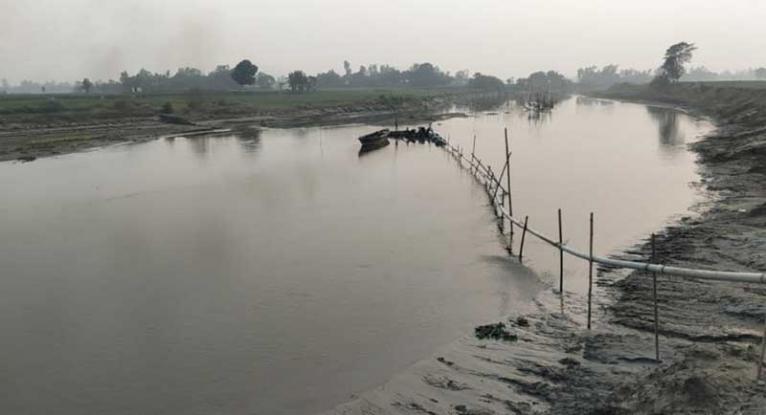 জামালপুরে যমুনা-ব্রহ্মপুত্রে অবৈধ বালু উত্তোলনের মহোৎসব, নির্বিকার প্রশাসন