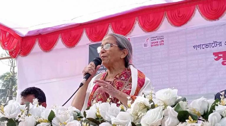 ‘হ্যাঁ’ ভোটের মাধ্যমে কাউকে ফ্যাসিবাদী হতে দেয়া যাবে না: উপদেষ্টা ফরিদা