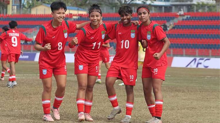 ভুটানকে ১২ গোলে উড়িয়ে দিয়ে বাংলাদেশের