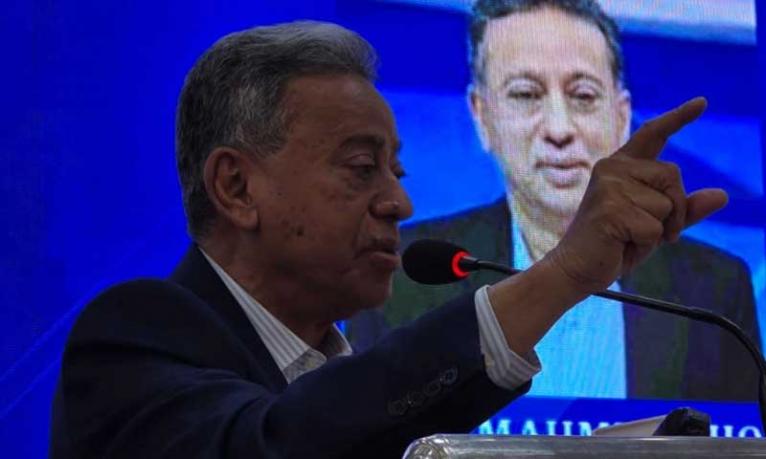 ব্যবসার পরিবেশ সহজ ও আমলাতান্ত্রিক জটিলতা দূর করতে হবে : আমীর খসরু