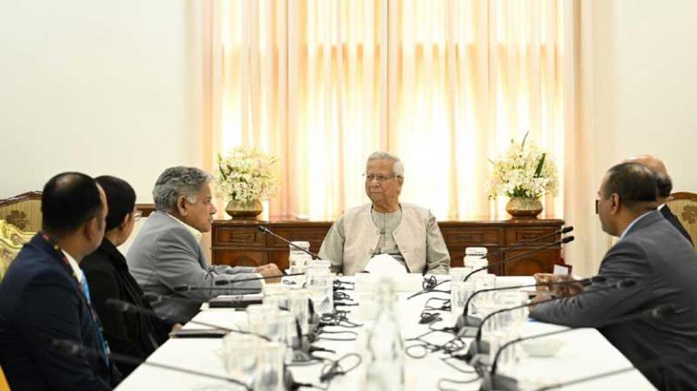 বিএসসি-কে শক্তিশালী ও লাভজনক প্রতিষ্ঠান থাকতে হবে: প্রধান উপদেষ্টা