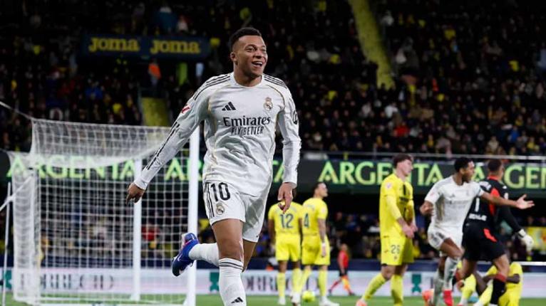 এমবাপ্পের জোড়া গোলে শীর্ষে রিয়াল মাদ্রিদ