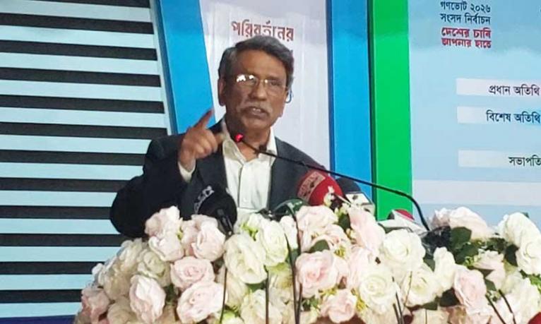 সরকারি কর্মকর্তা-কর্মচারীরা গণভোটের পক্ষে প্রচারণা চালাতে পারবেন : আলী রীয়াজ