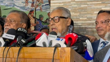 গণভোটে ‘হ্যাঁ’ ভোট দেওয়ায় বিএনপির সিদ্ধান্ত : নজরুল ইসলাম খান