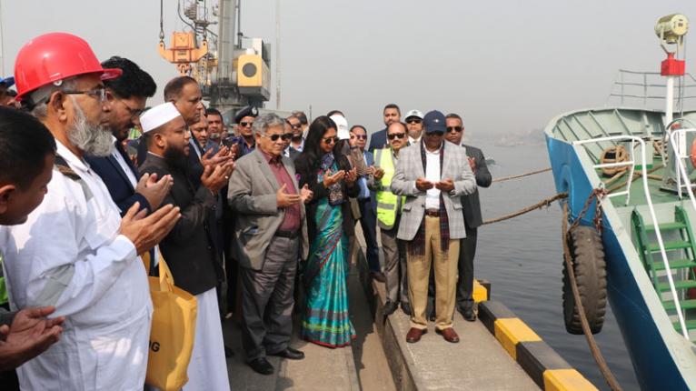 বন্দর ব্যবস্থাপনা ও অভ্যন্তরীণ নৌপরিবহনে নতুন দিগন্ত উন্মোচন - নৌপরিবহন উপদেষ্টা