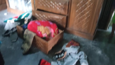 জামালপুরে পুলিশ পরিচয়ে যুবদল নেতার বাড়িতে তাণ্ডব, আতঙ্কে এলাকাবাসী