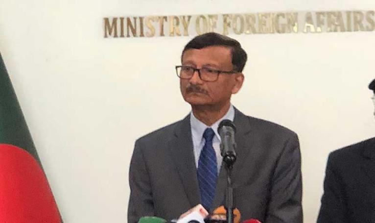 কূটনীতিকদের পরিবার প্রত্যাহারের কোনো কারণ খুঁজে পাচ্ছি না: পররাষ্ট্র উপদেষ্টা