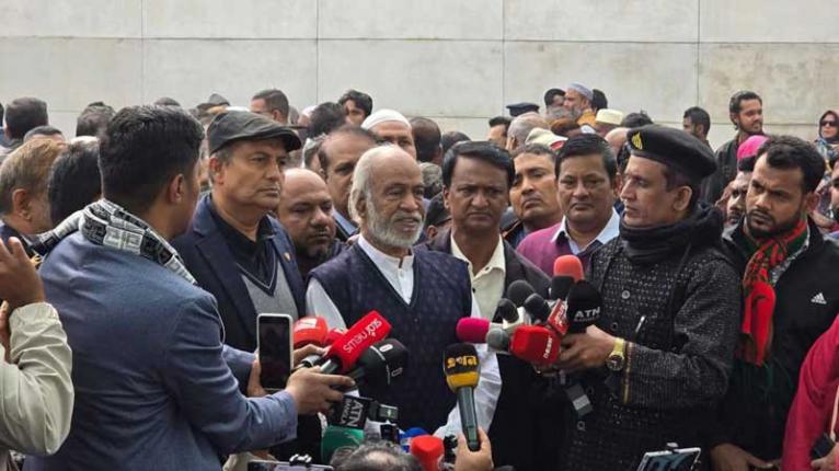 দেশের ও গণতন্ত্রের স্বার্থই ছিল খালেদা জিয়ার কাছে সর্বাগ্রে : মঈন খান