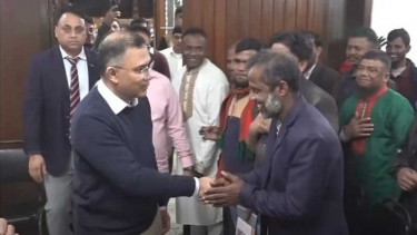 তারেক রহমানের সঙ্গে রিক্সা, ভ্যান অটোচালক নেতৃবৃন্দের মতবিনিময়