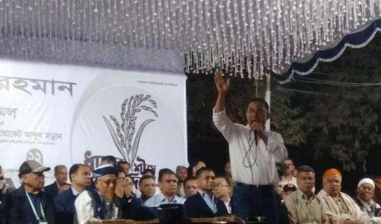 ফজরের নামাজ ভোটকেন্দ্রের সামনে আদায় করবেন : তারেক রহমান