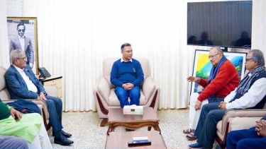 তারেক রহমানের সঙ্গে বাম জোটের শীর্ষ নেতাদের সাক্ষাৎ