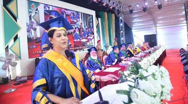 সমাজ পরিবর্তন ও ন্যায়বিচারের জন্য ঐক্যবদ্ধভাবে কাজ করতে হবে : তথ্য উপদেষ্টা