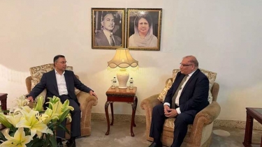 তারেক রহমানের সঙ্গে পাকিস্তানের হাইকমিশনারের সাক্ষাৎ