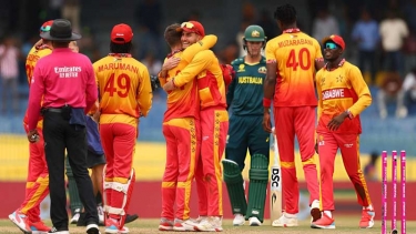 অস্ট্রেলিয়াকে হারিয়ে বিশ্বকাপে জিম্বাবুয়ের চমক