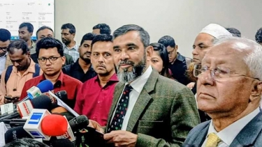 নির্বাচনের মাঠে থাকছেন ৯ লাখ ৫৮ হাজার আইন-শৃঙ্খলা রক্ষা বাহিনীর সদস্য : ইসি সানাউল্লাহ