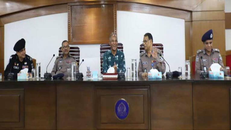 আইনশৃঙ্খলা রক্ষাকারী বাহিনীর নিরপেক্ষ ভূমিকার কারণে জাতীয় নির্বাচন প্রশংসিত হয়েছে - স্বরাষ্ট্র উপদেষ্টা