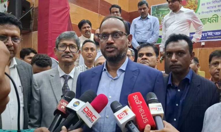 যেখানে অনিয়ম সেখানেই কঠোর ব্যবস্থা : প্রাণিসম্পদ প্রতিমন্ত্রী