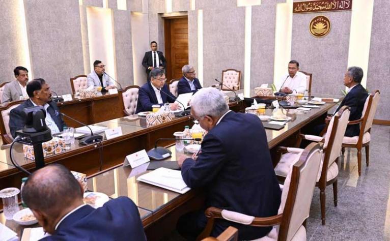 প্রধানমন্ত্রী তারেক রহমানের সভাপতিত্বে মন্ত্রিসভার প্রথম বৈঠক অনুষ্ঠিত