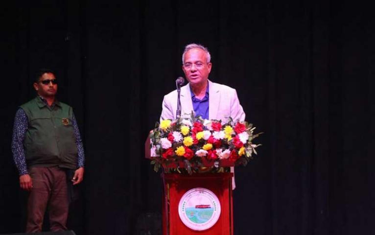 নির্বাচনকে বাধাগ্রস্ত করতে পারে এমন অপতৎপরতা কঠোর হস্তে দমন করার নির্দেশ স্বরাষ্ট্র উপদেষ্টার