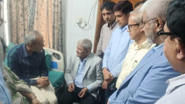 ডা. রফিককে দেখতে হাসপাতালে মির্জা ফখরুল